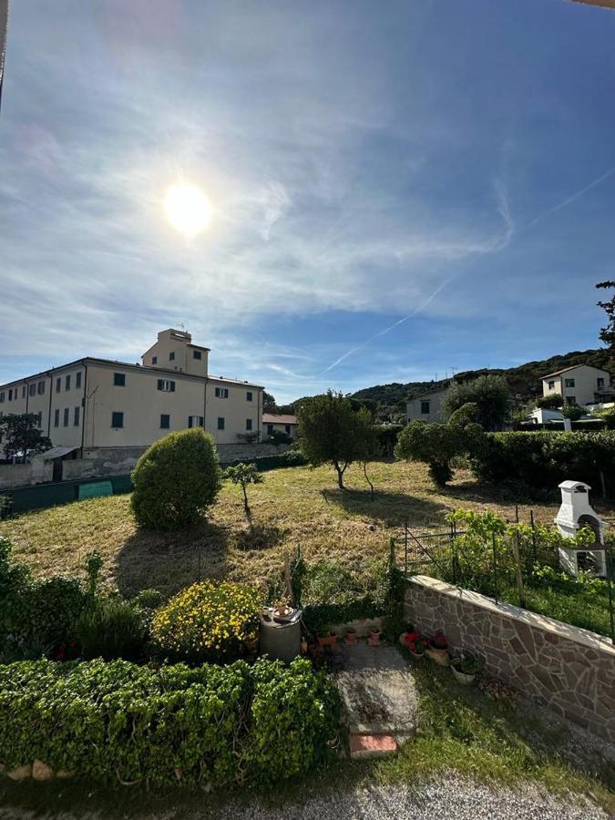 Casa Danila Apartment Quercianella Exterior foto
